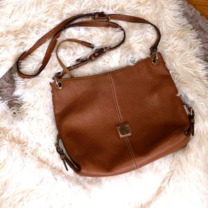 🎉Dooney & Bourke Brown Leather Crossbody B…